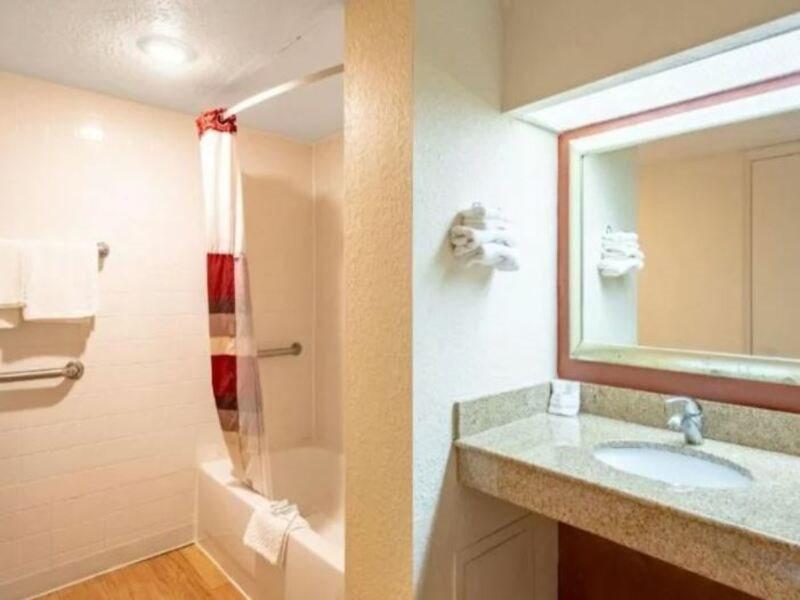 Econo Lodge Palm Harbor - Clearwater エクステリア 写真