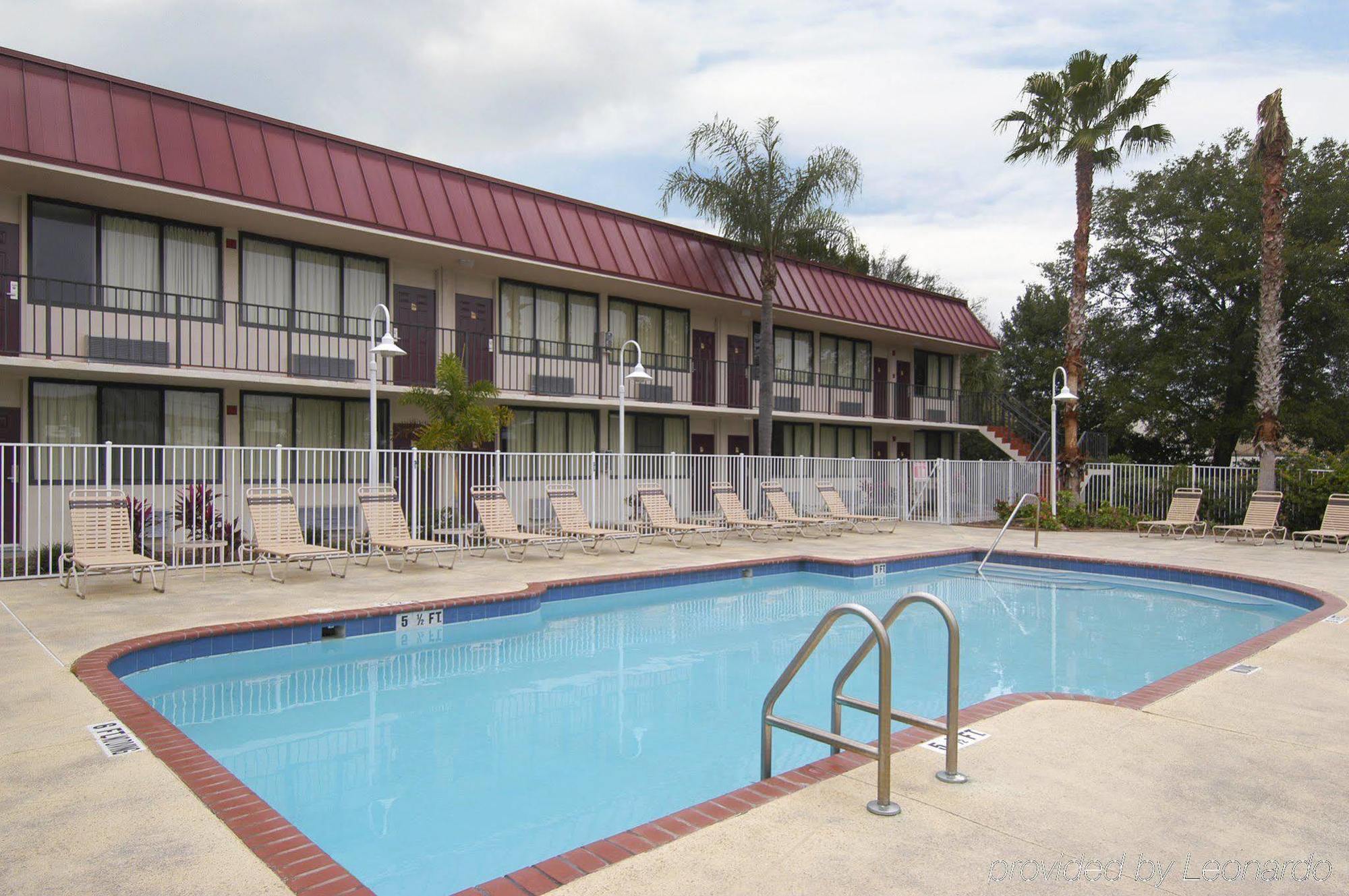 Econo Lodge Palm Harbor - Clearwater エクステリア 写真