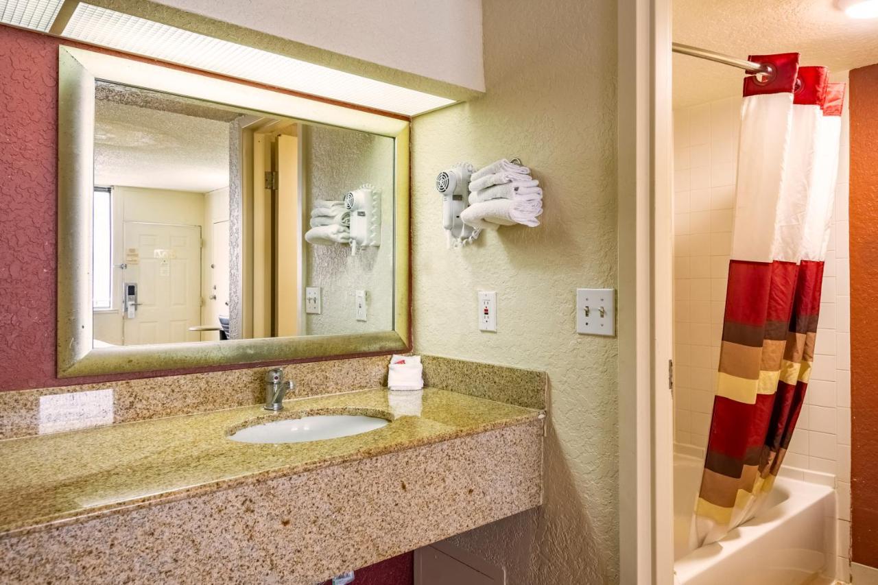 Econo Lodge Palm Harbor - Clearwater エクステリア 写真