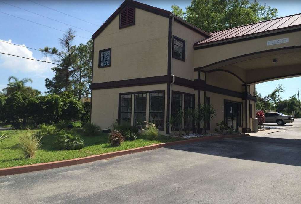 Econo Lodge Palm Harbor - Clearwater エクステリア 写真